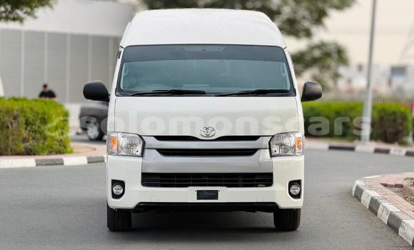 Buy Used Toyota Hiace White Car in Gizo in Western Buy Used Toyota Hiace White Car in Gizo in Western