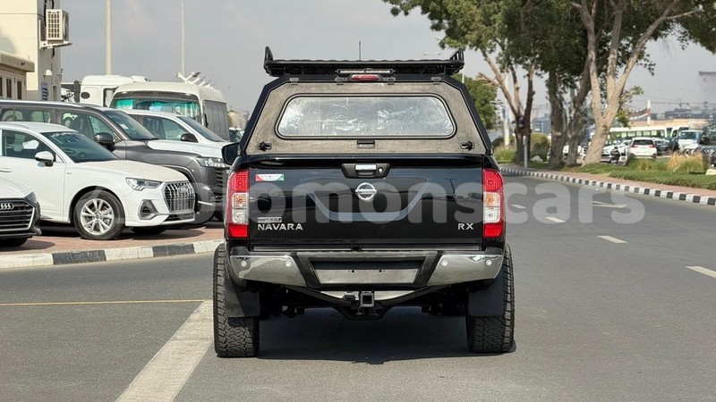 Big with watermark nissan navara western gizo 1219