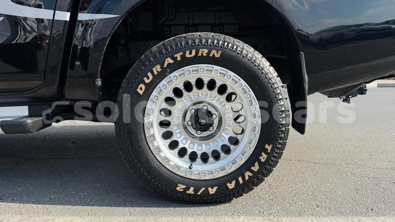 Big with watermark nissan navara western gizo 1219