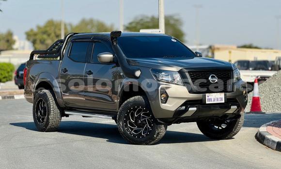 Buy Used Nissan Navara Brown Car in Gizo in Western