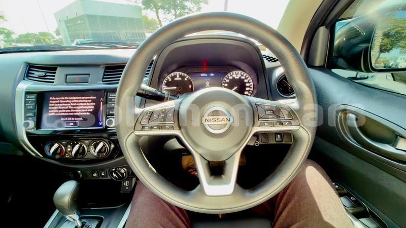 Big with watermark nissan navara western gizo 1221