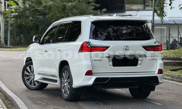 Buy Used Lexus LX 570 White Car in Honiara in Guadalcanal Buy Used Lexus LX 570 White Car in Honiara in Guadalcanal