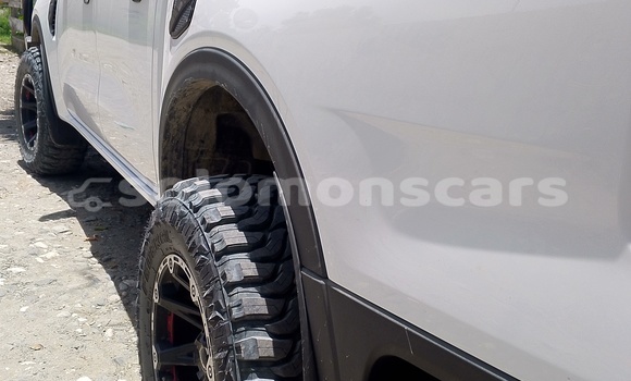 Acheter Occasion Utilitaire Ford AEV AMBULANCE Blanc à Honiara, Guadalcanal Acheter Occasion Utilitaire Ford AEV AMBULANCE Blanc à Honiara, Guadalcanal