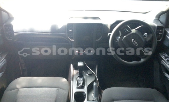 Acheter Occasion Utilitaire Ford AEV AMBULANCE Blanc à Honiara, Guadalcanal Acheter Occasion Utilitaire Ford AEV AMBULANCE Blanc à Honiara, Guadalcanal