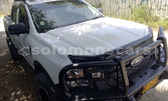 Acheter Occasion Utilitaire Ford AEV AMBULANCE Blanc à Honiara, Guadalcanal Acheter Occasion Utilitaire Ford AEV AMBULANCE Blanc à Honiara, Guadalcanal