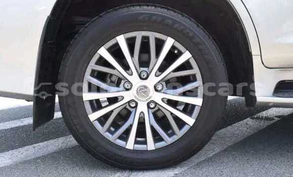 Buy Used Lexus LX 450 Silver Car in Honiara in Guadalcanal Buy Used Lexus LX 450 Silver Car in Honiara in Guadalcanal