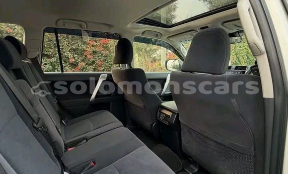 Buy Used Toyota Land Cruiser Prado White Car in Honiara in Guadalcanal Buy Used Toyota Land Cruiser Prado White Car in Honiara in Guadalcanal