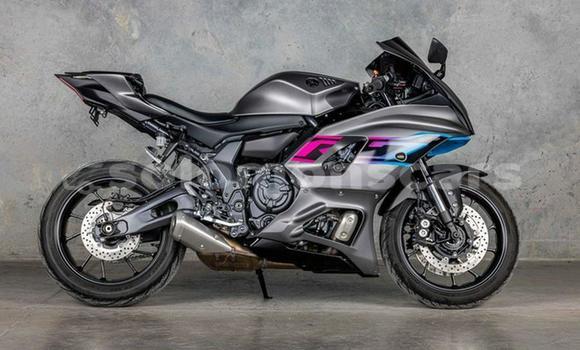 Buy Used Yamaha YZF Black Bike in Honiara in Guadalcanal