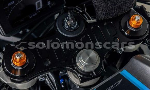 Acheter Occasion Moto Yamaha YZF Noir à Honiara, Guadalcanal Acheter Occasion Moto Yamaha YZF Noir à Honiara, Guadalcanal