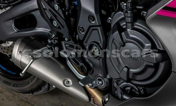 Acheter Occasion Moto Yamaha YZF Noir à Honiara, Guadalcanal Acheter Occasion Moto Yamaha YZF Noir à Honiara, Guadalcanal