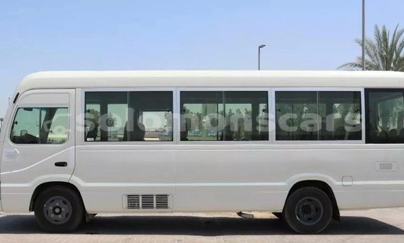 Buy Used Toyota Coaster White Car in Barora Island in Isabel Buy Used Toyota Coaster White Car in Barora Island in Isabel