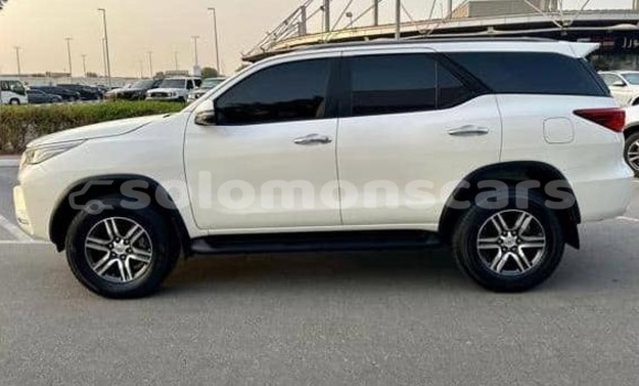 Acheter Occasion Voiture Toyota Fortuner Blanc à Santa Isabel Island, Isabel Acheter Occasion Voiture Toyota Fortuner Blanc à Santa Isabel Island, Isabel