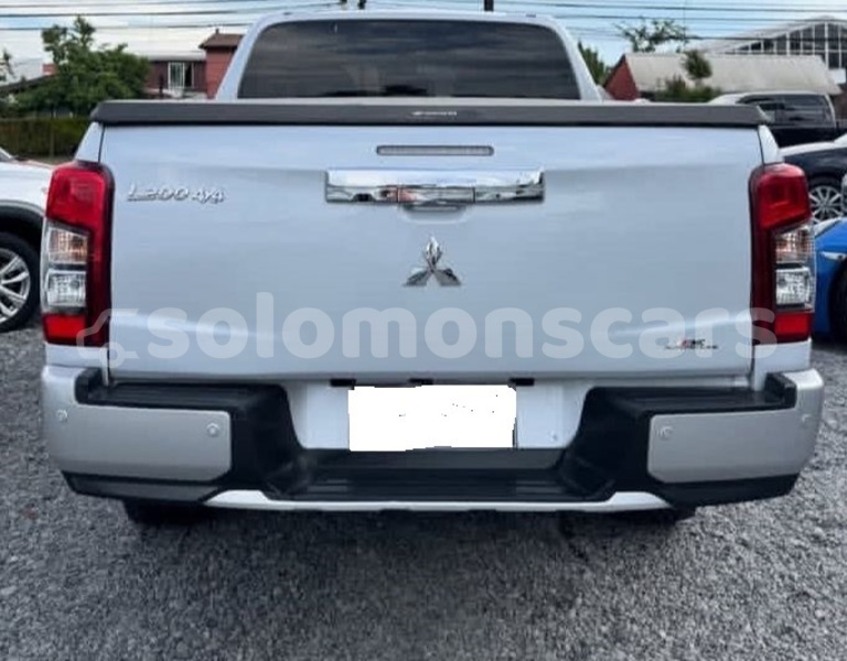 Big with watermark mitsubishi l200 isabel santa isabel island 1265