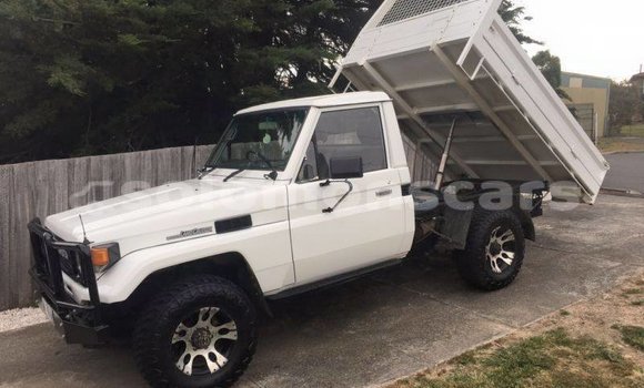 Acheter Occasion Voiture Toyota Land Cruiser Autre à Honiara, Guadalcanal Acheter Occasion Voiture Toyota Land Cruiser Autre à Honiara, Guadalcanal