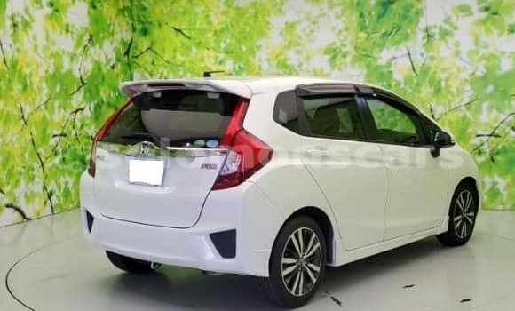 Acheter Occasion Voiture Honda FIT Blanc à Santa Isabel Island, Isabel Acheter Occasion Voiture Honda FIT Blanc à Santa Isabel Island, Isabel