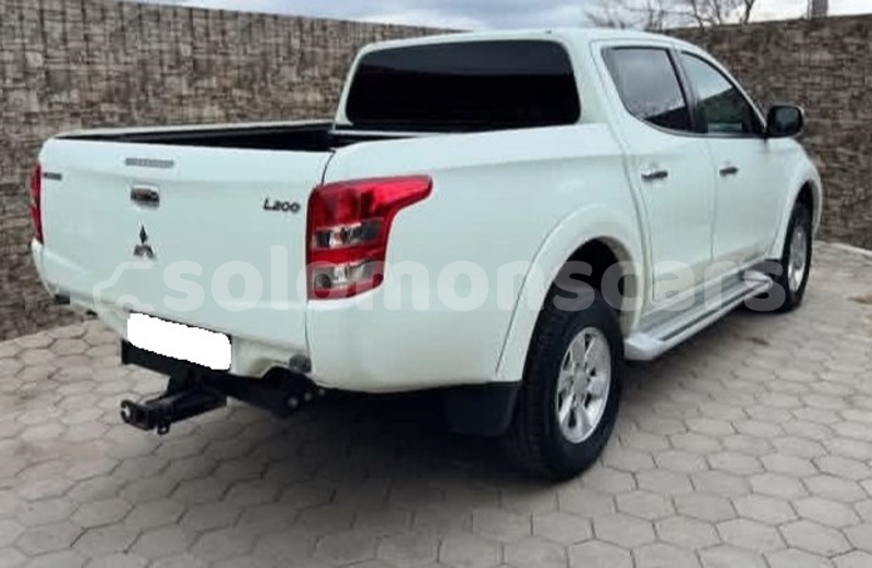 Big with watermark mitsubishi l200 isabel santa isabel island 1279