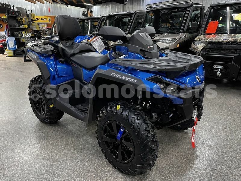 Big with watermark yamaha tmax guadalcanal kau 1302
