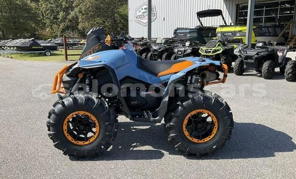 Acheter Neuf Moto Yamaha TMAX Noir à Kau, Guadalcanal Acheter Neuf Moto Yamaha TMAX Noir à Kau, Guadalcanal