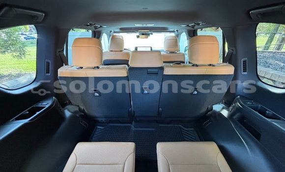 Buy Used Lexus LX White Car in Dingo Dingo in Malaita Buy Used Lexus LX White Car in Dingo Dingo in Malaita