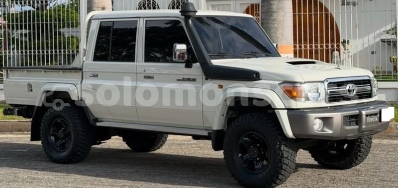 Big with watermark toyota land cruiser isabel santa isabel island 1313