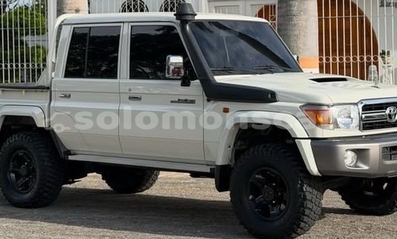 Buy Used Toyota Land Cruiser White Car in Santa Isabel Island in Isabel Buy Used Toyota Land Cruiser White Car in Santa Isabel Island in Isabel
