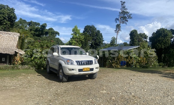 Buy Used Toyota Land Cruiser Prado White Car in Honiara in Guadalcanal Buy Used Toyota Land Cruiser Prado White Car in Honiara in Guadalcanal