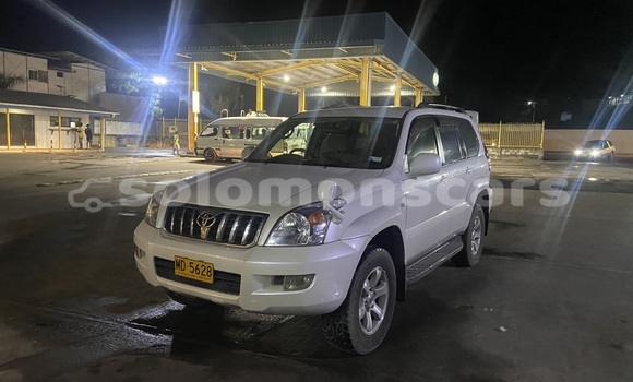 Acheter Occasion Voiture Toyota Land Cruiser Prado Blanc à Honiara, Guadalcanal Acheter Occasion Voiture Toyota Land Cruiser Prado Blanc à Honiara, Guadalcanal