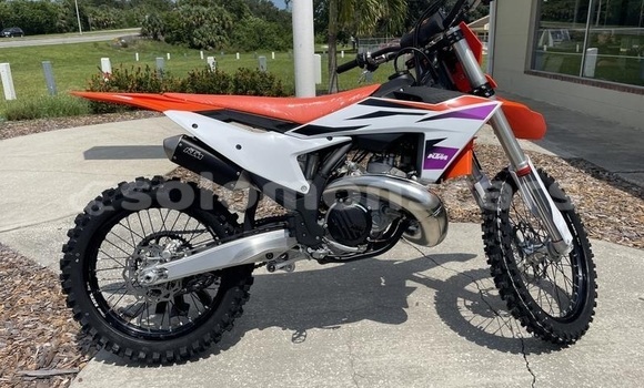 Buy New KTM SX Beige Bike in Barora Island in Isabel Buy New KTM SX Beige Bike in Barora Island in Isabel