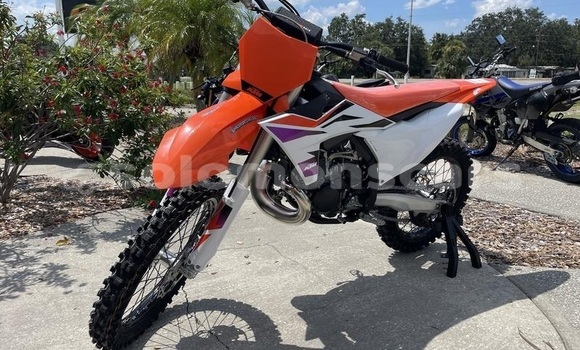 Buy New KTM SX Beige Bike in Barora Island in Isabel Buy New KTM SX Beige Bike in Barora Island in Isabel