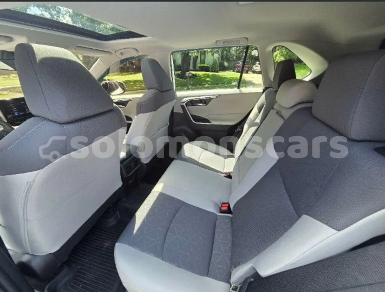 Big with watermark toyota rav4 isabel baolo 1329