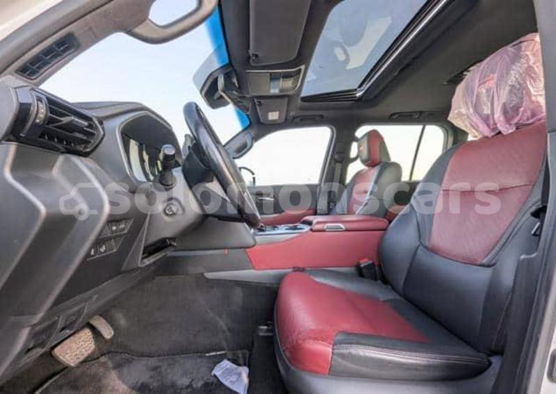 Big with watermark toyota land cruiser isabel santa isabel island 1332