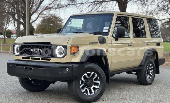 Buy Used Toyota Land Cruiser Brown Car in Honiara in Guadalcanal