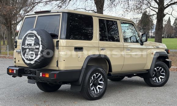 Buy Used Toyota Land Cruiser Brown Car in Honiara in Guadalcanal Buy Used Toyota Land Cruiser Brown Car in Honiara in Guadalcanal