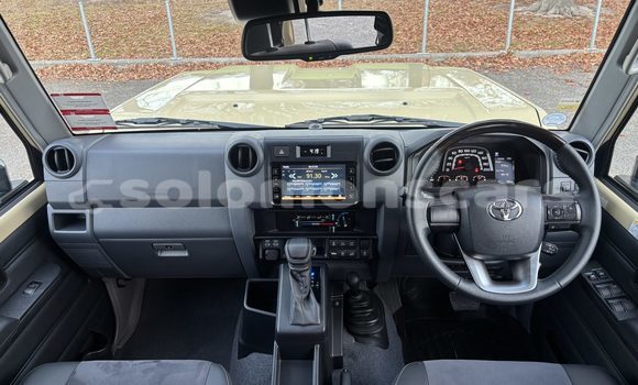 Buy Used Toyota Land Cruiser Brown Car in Honiara in Guadalcanal Buy Used Toyota Land Cruiser Brown Car in Honiara in Guadalcanal