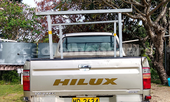 Buy Used Toyota Hilux Beige Car in Honiara in Guadalcanal Buy Used Toyota Hilux Beige Car in Honiara in Guadalcanal